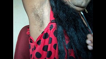 Girl shaving armpits hair by straight razor.AVI