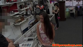 Pawnshop amateur riding on brokers cock