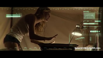 Hot Celeb Ashley Hinshaw Nude in The Pyramid