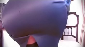 Big Tit Mature Mistress Strips