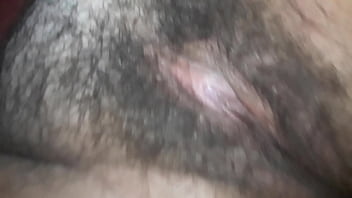 Hairy pussy amateur