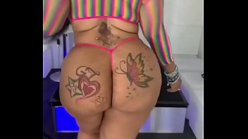 Red bone thick phat cakes