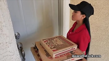 Asian babe delivers pizza and gets into a threesome