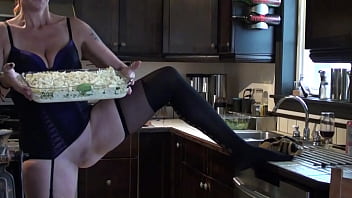 Cute canadian redhead milf cooking bottomless