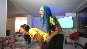 lesbians watch colombia party and scream with passion
