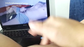 I recorded the reaction of a video that a er sent me, I get horny and masturbate until I finish
