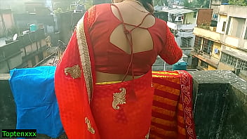 Sexy Milf Bhabhi hot sex with handsome bengali teen boy ! amazing hot sex