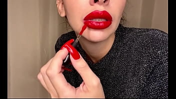 Put on lipstick and sucked nice
