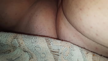 Curvy mature pussy cums from cunilingus