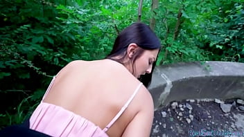 Blackhair euro pulled pussyfucking outdoors and blowjob