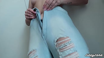 Cum in my panties and pull them up - Blonde babe in Jeans