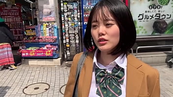 一个穿着制服的日本 在旅馆里把她的小姑娘弄脏了。她天生的花纹是完美的。硬着头皮和大笨蛋在一起。亚洲年轻的荡妇色情电影。