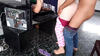 OH YEAH! FILL MY ASS!!! I fuck her ass while she is playing on the computer and she gets all horny asking me to fill her big ASS with milk... real anal