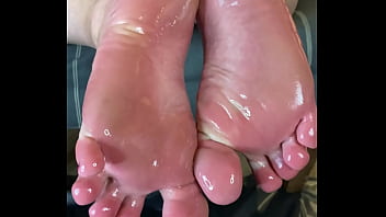 BBW Oiled Soles Foot Fetish
