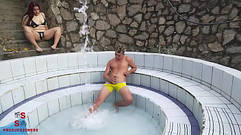 A DELICIOUS SQUIRT IN THE JACUZZI WITH A TASTY COCK
