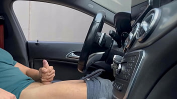 I stay in the car waiting at the door of the supermarket for some girl who passes by on the street and who by surprise gives me a handjob in public and helps me finish cumming in her precious hands