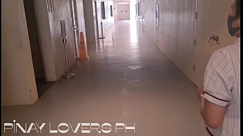 Horny Pinay Teacher fuck in mall public restroom!