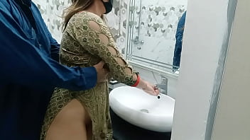 Desi Housewife Having Sex On Bathroom