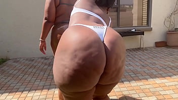 giant bbw booty in threeway action