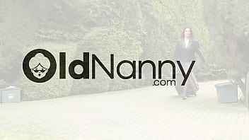 OLDNANNY Two ladies figured out they are lesbians on tour