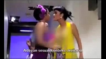 indonesian sexy actress fighting